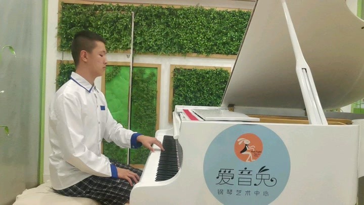 中国音乐学院钢琴考级10级作品《山泉》崔世光作曲  张晴天演奏   刘蕾指导        金毅陪练