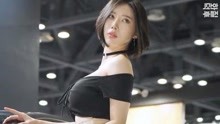 2019年超人气韩国车模，魅力眼神身材超正