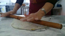 上海德志餐饮，千层饼的制作过程