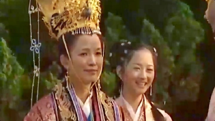 大脚马皇后：朱元璋给马皇后下跪，大臣吓坏了，这还是皇上吗