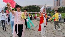 长春文化广场秧歌，王辉秧歌队精彩表演