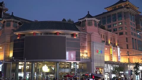 王府井东安市场夜色美景(王府井步行街北部)